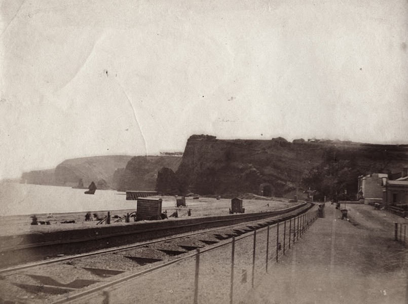 Ray đường sắt Broad Gauge ở Sidmouth, Devon,  nước Anh năm 1856. Ảnh VT